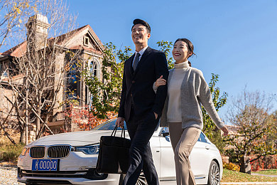 黄片软件下载3.03：揭秘热门下载软件：探索“视觉盛宴”背后的娱乐价值与法律挑战-2