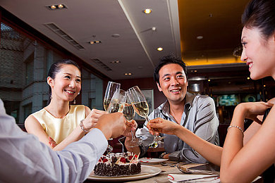 火影18+破解版免费下载：破解来袭！火影迷狂欢：《火影18+》免费福利等你来体验-5