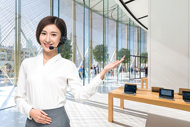 一亲二脱三插：社交互动与跨界融合，揭秘游戏新潮流：“一亲二脱三插”模式引领行业革新