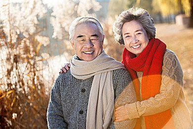 上三优亚拍的电影有哪些名字：穿越光影，品味千般艺术之美，探秘上三优亚拍视听奇境