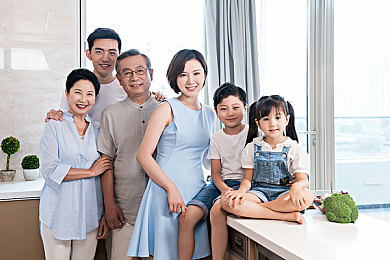 同性调教：情感调教之谜：探索同性恋爱的伦理边界之旅