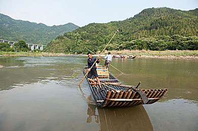 国产婷婷五月天：古韵诗情，创新探索：探寻婷婷五月天的奇幻旅程-1
