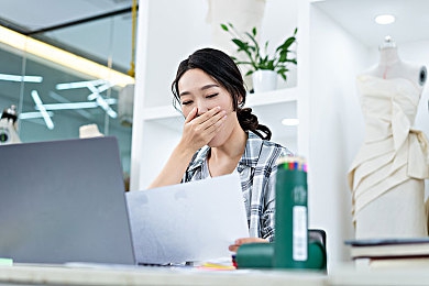 OPPO手机黄色软件名称：揭秘手机诱惑陷阱：OPPO用户如何守护隐私安全，共建清朗网络空间