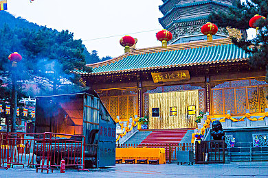 十八禁动漫网站：艺术深渊探秘，动漫禁忌之旅，畅游成人视觉盛宴-2