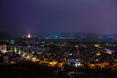 亚洲一卡二卡在线：一卡多玩，畅游无限，体验升级新潮流-2