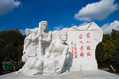 minecraft珍妮动画入口：探索《Minecraft》新境界：揭秘珍妮动画世界，开启奇幻冒险之旅-3