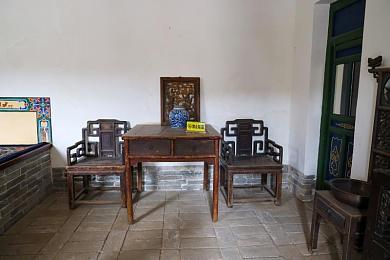 山村女娃光屁股小嫩茎：网络暴力阴影下，山村女童无辜受害，共筑清朗网络家园迫在眉睫