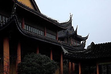 国产调教打屁股spanking：游戏热潮引发社会热议，国产游戏创新边界何处？-2