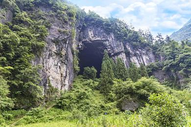 男生和女生一起差差差差：校园性别差异探究：剖析男生女生在学业、兴趣和社交中的多元化表现与挑战-2