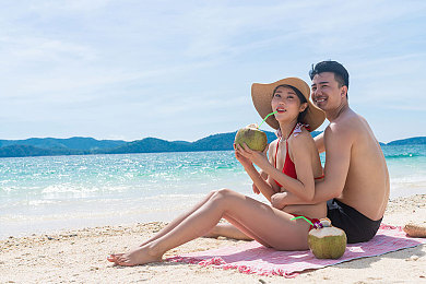 把 放进男人的 里：荣耀之战：点燃激情，征服沙场，成就男人荣耀之旅