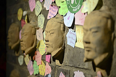 老师的骚逼：揭秘网络热词“老师”背后：游戏文化中的多重含义与反思