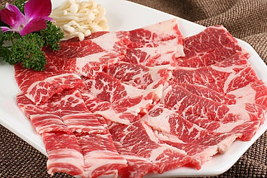 木下凛凛子的肉体无法自拔：自信身材魅力展，公众人物话题燃，理性看待社会思-2