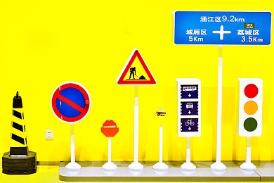 男同裸体被 羞羞网站中国：网络监管风暴：清朗空间，守护青涩心灵-2