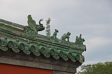 老板脱我内裤随时做：职场压力下的隐秘心声：怪谈背后，尊严与健康的守护者-5