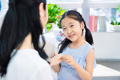 美女被操的软件：直播热潮席卷：独家揭秘热门美女互动软件的魅力体验-4